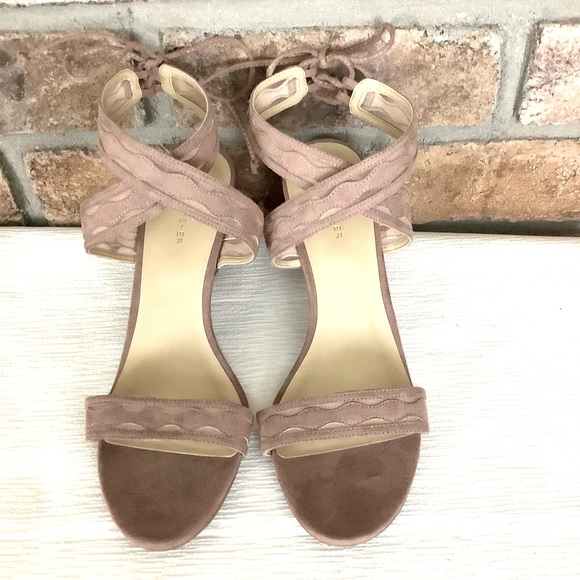 Marc Fisher Shoes - MARC FISHER “Journal” Ankle Strap Wedge Sandal SZ-11